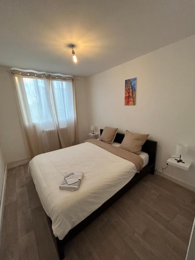 Appartement Cosy 3 Chambres Proche Airbus Коломие Екстериор снимка